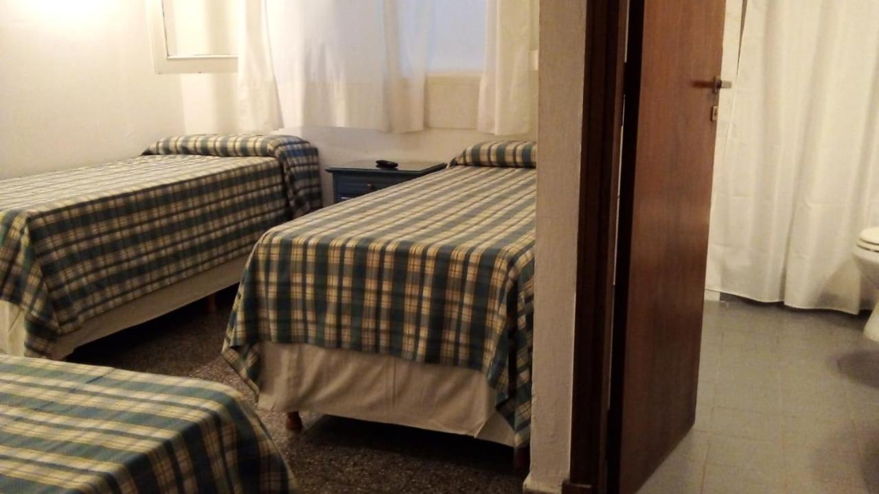 Hosteria Sajonia Villa Gesell Zewnętrze zdjęcie