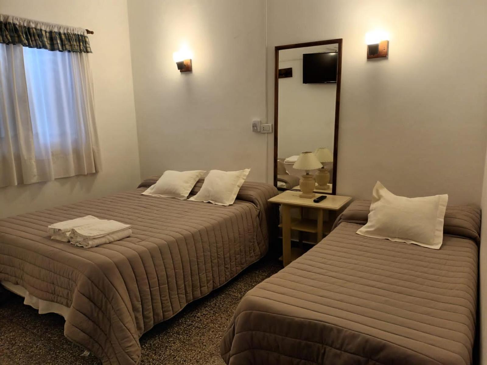 Hosteria Sajonia Villa Gesell Zewnętrze zdjęcie