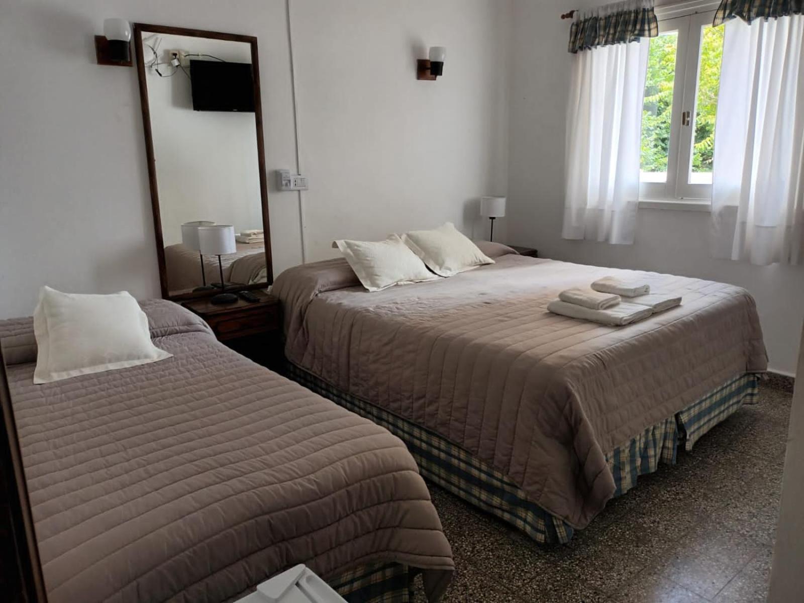 Hosteria Sajonia Villa Gesell Zewnętrze zdjęcie